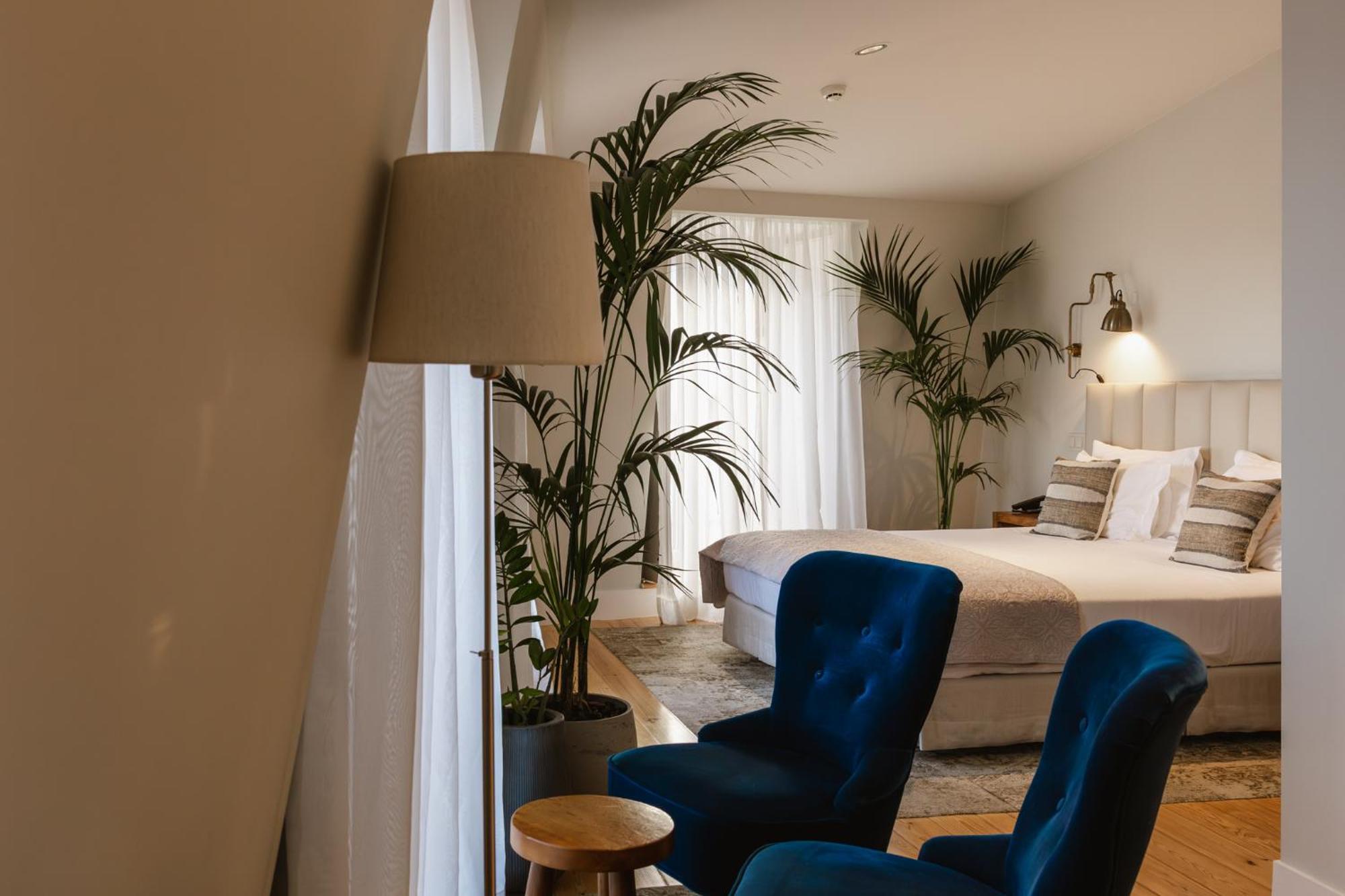 Corner Suite